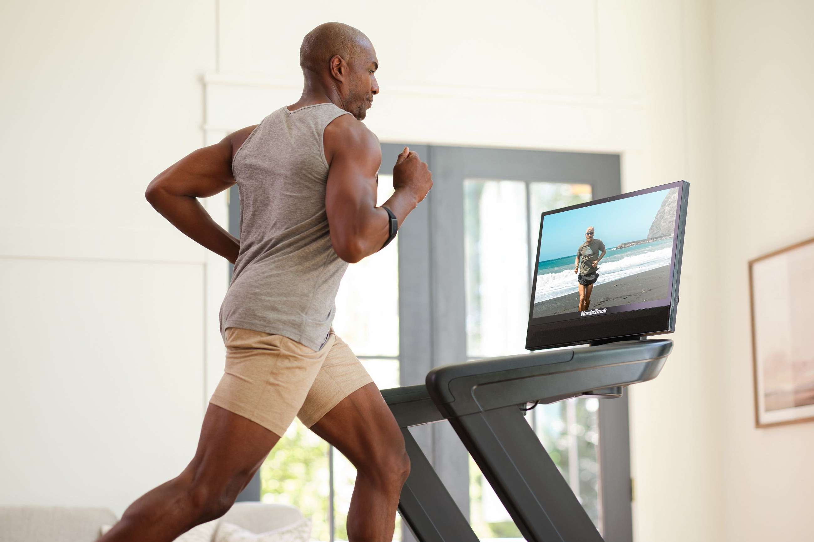 NTL19125_Lifestyle_Mendon_Devonric_Johnson1228 edit.jpg